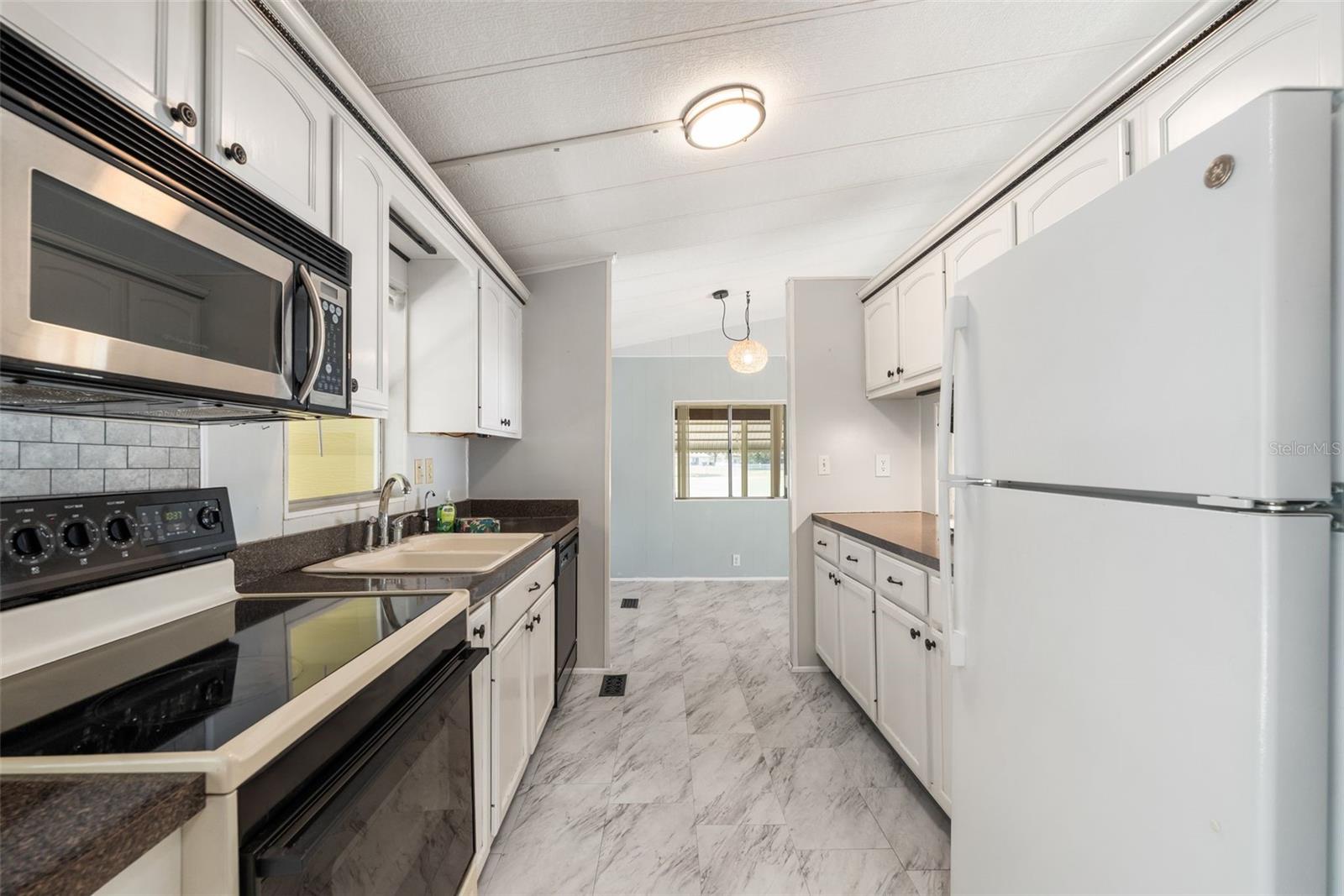 BROOKRIDGE COMM - Residential
