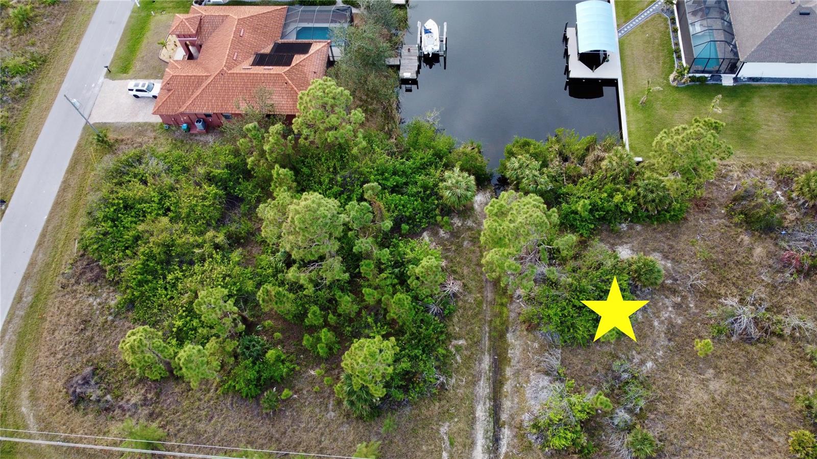 PORT CHARLOTTE SEC 082 - Land