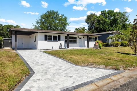Photo of 4513 S Hesperides Street, Tampa, FL 33611 (MLS # TB8510533)