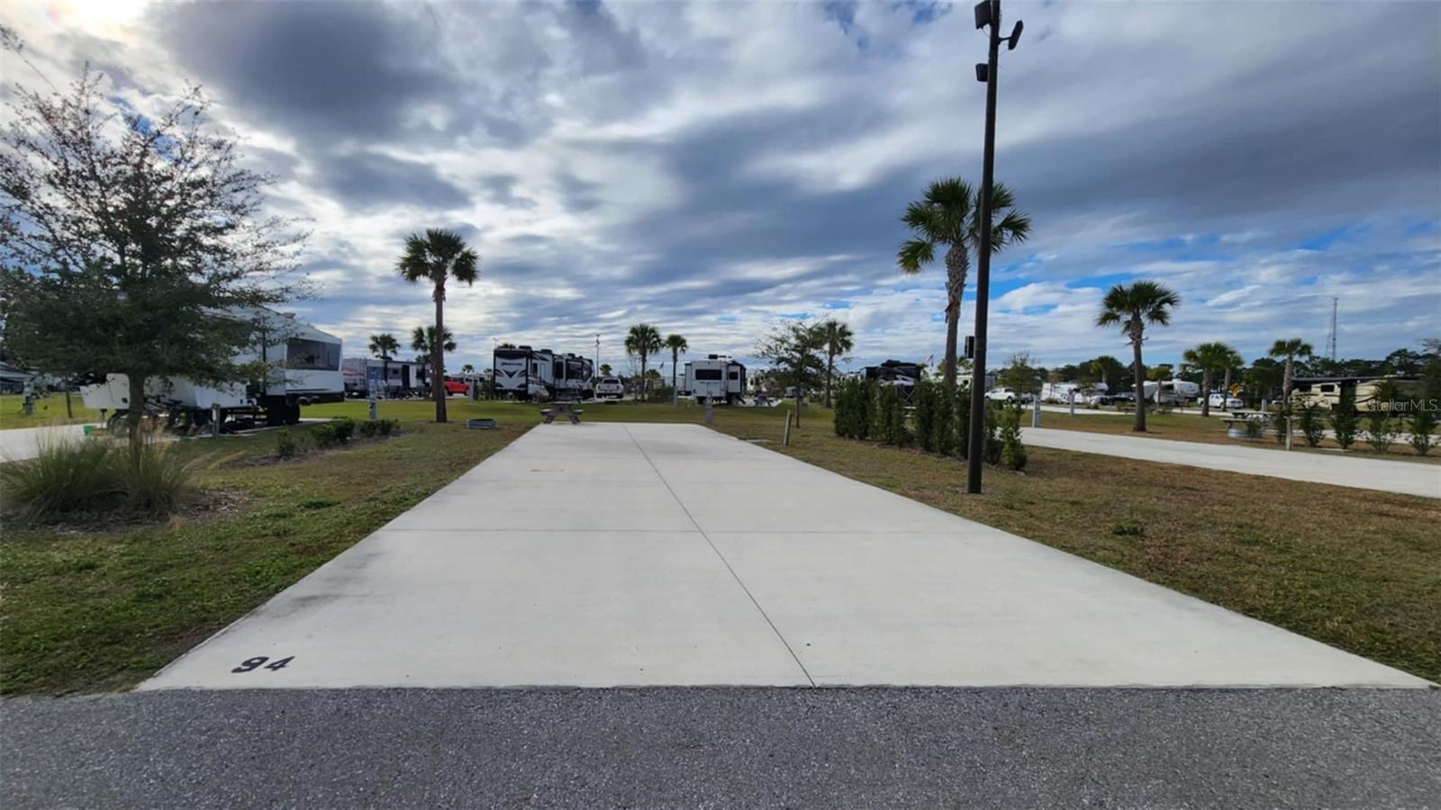 RESORT AT CANOPY OAKS - Land