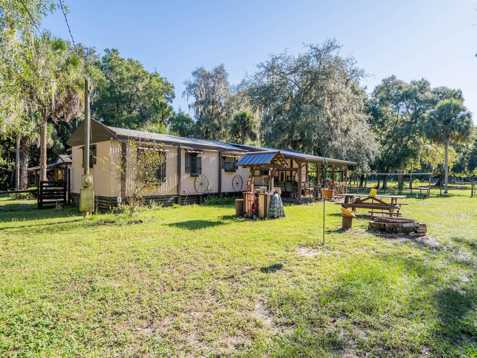 DUPREE ISLAND ESTATE - Residential