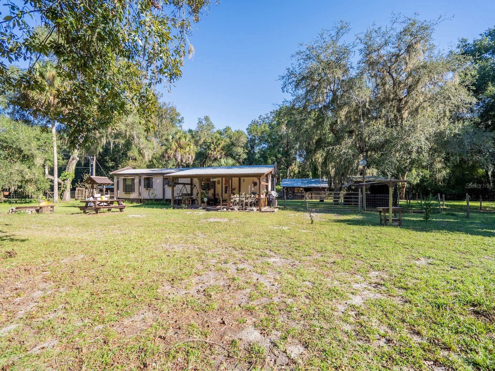 DUPREE ISLAND ESTATE - Residential