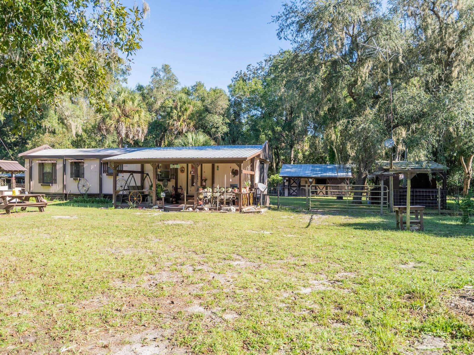 DUPREE ISLAND ESTATE - Residential