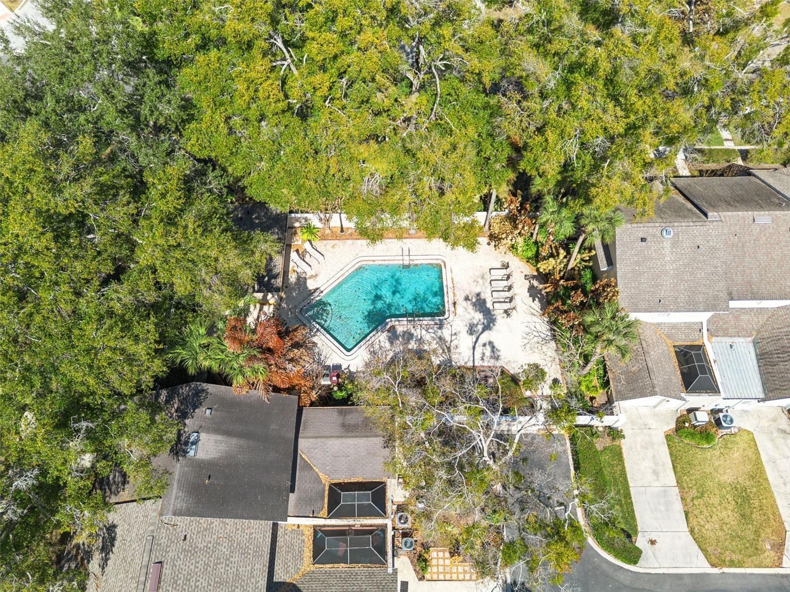 CHARLES TOWNE - Residential