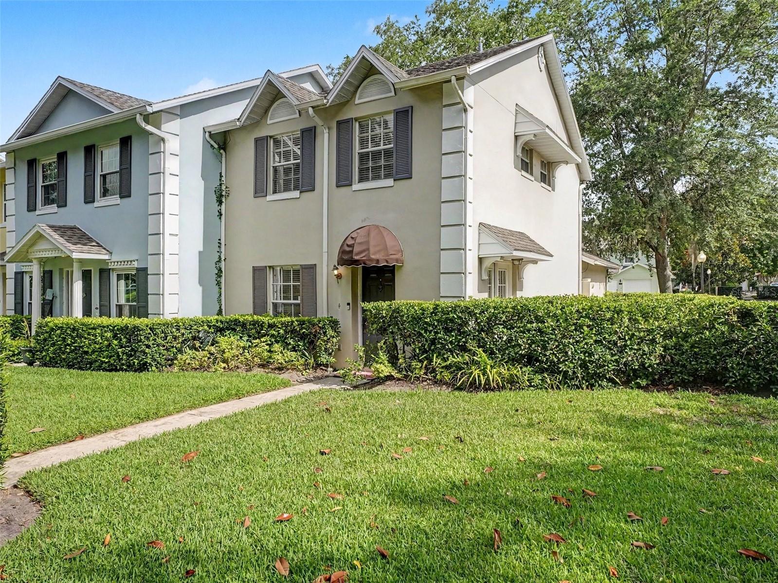 CHARLES TOWNE - Residential