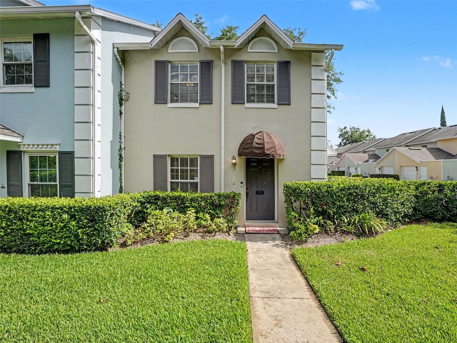 CHARLES TOWNE - Residential