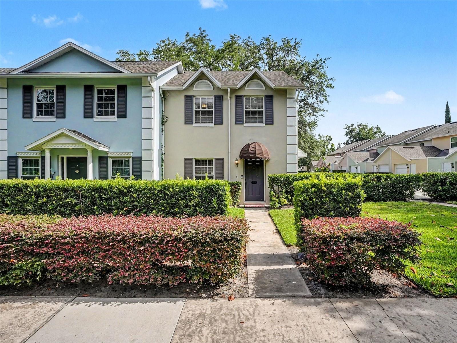 CHARLES TOWNE - Residential