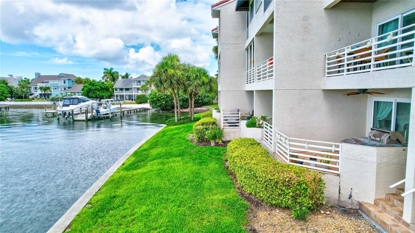 MIRABELLA TWNHMS SUB - Residential