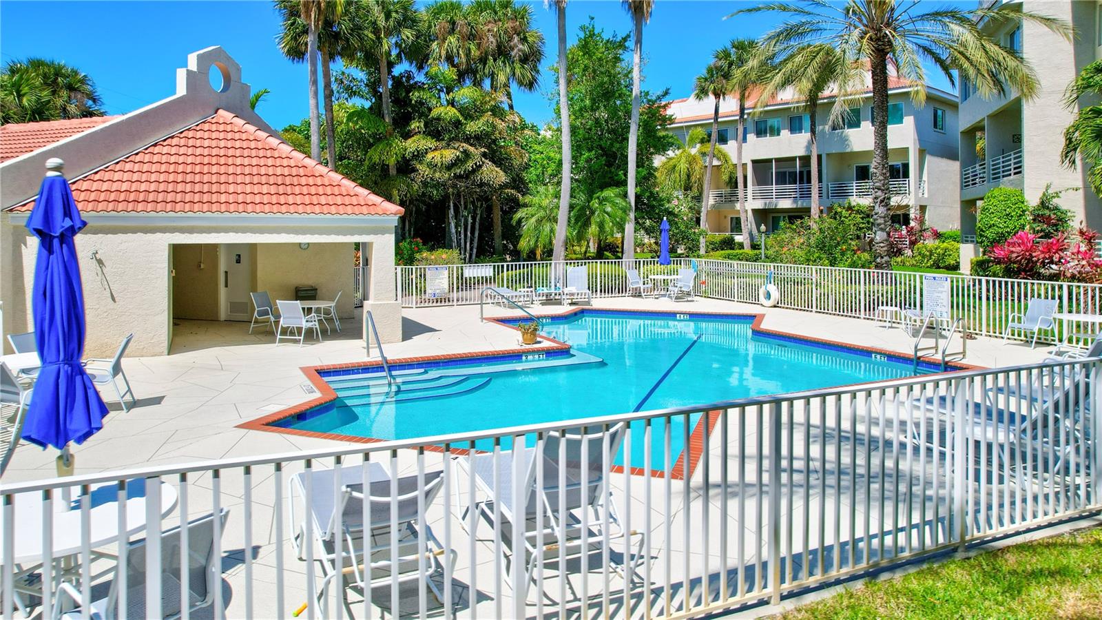 MIRABELLA TWNHMS SUB - Residential