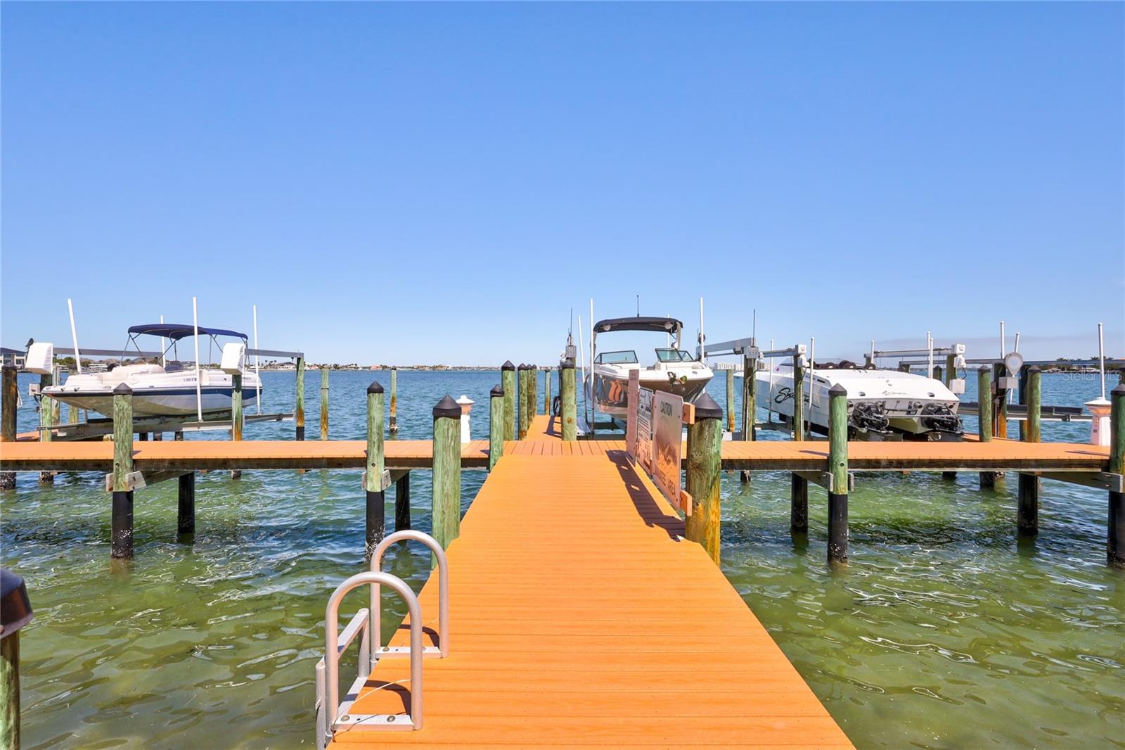 MIRABELLA TWNHMS SUB - Residential