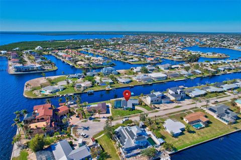 A home in PORT CHARLOTTE