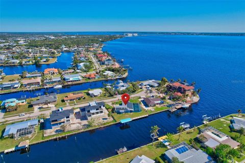 A home in PORT CHARLOTTE