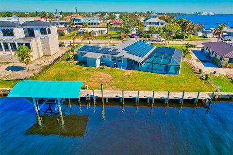 A home in PORT CHARLOTTE