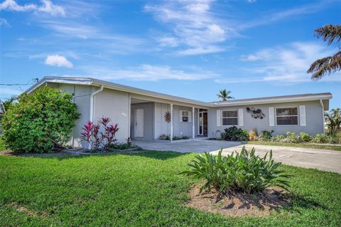 A home in PORT CHARLOTTE