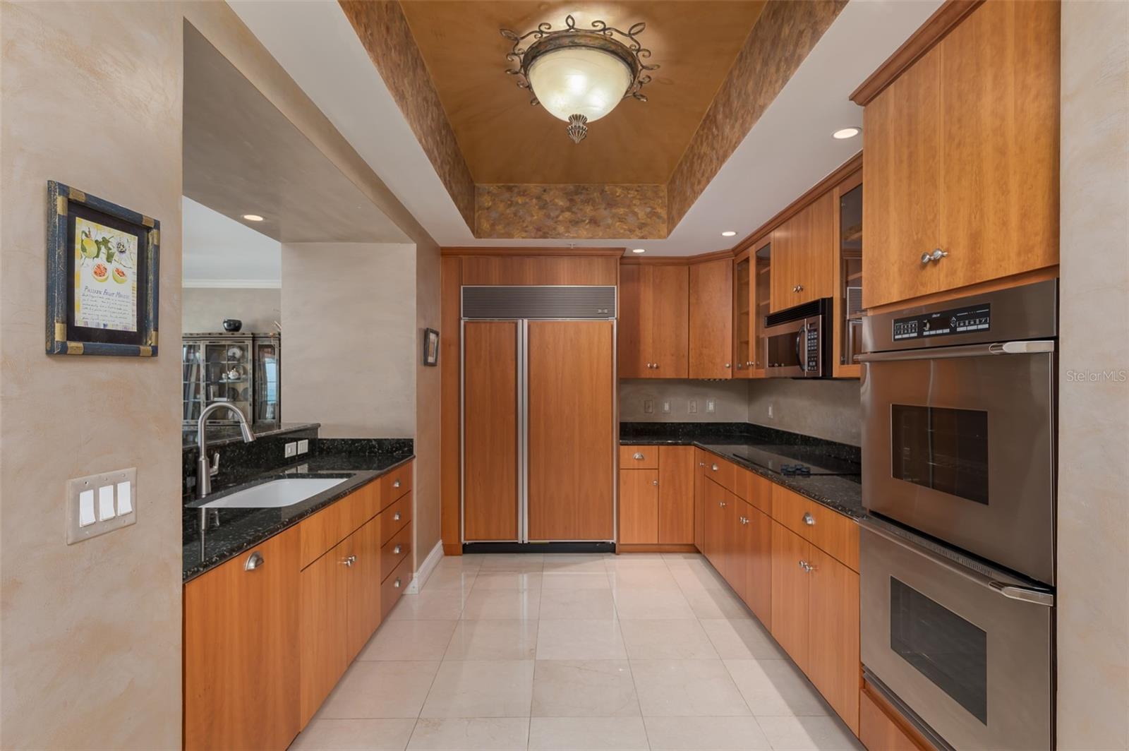 THE RESIDENCES - Residential