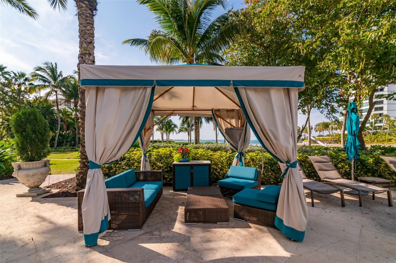 THE RESIDENCES - Residential