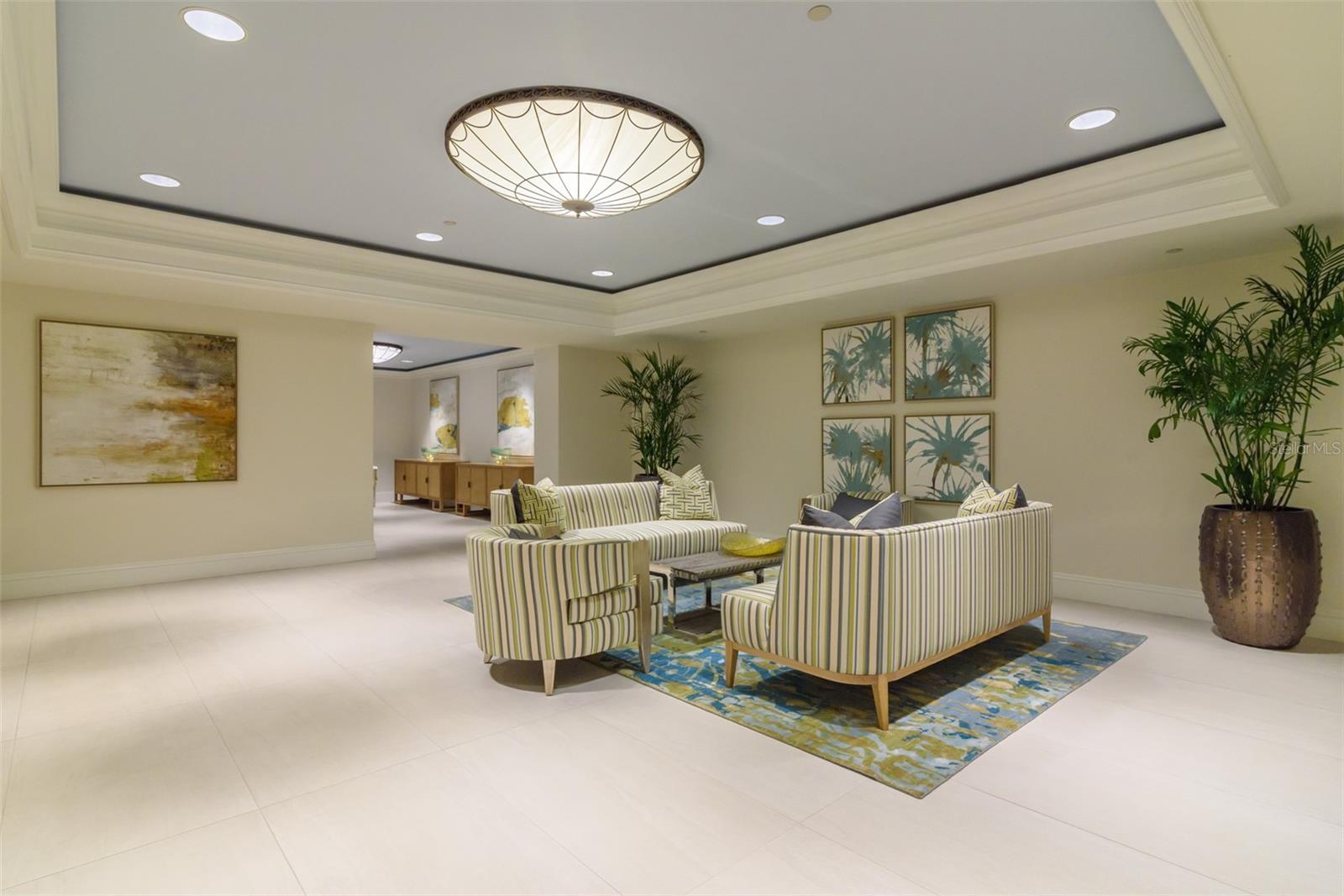 THE RESIDENCES - Residential