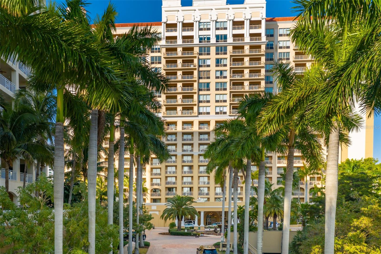 THE RESIDENCES - Residential