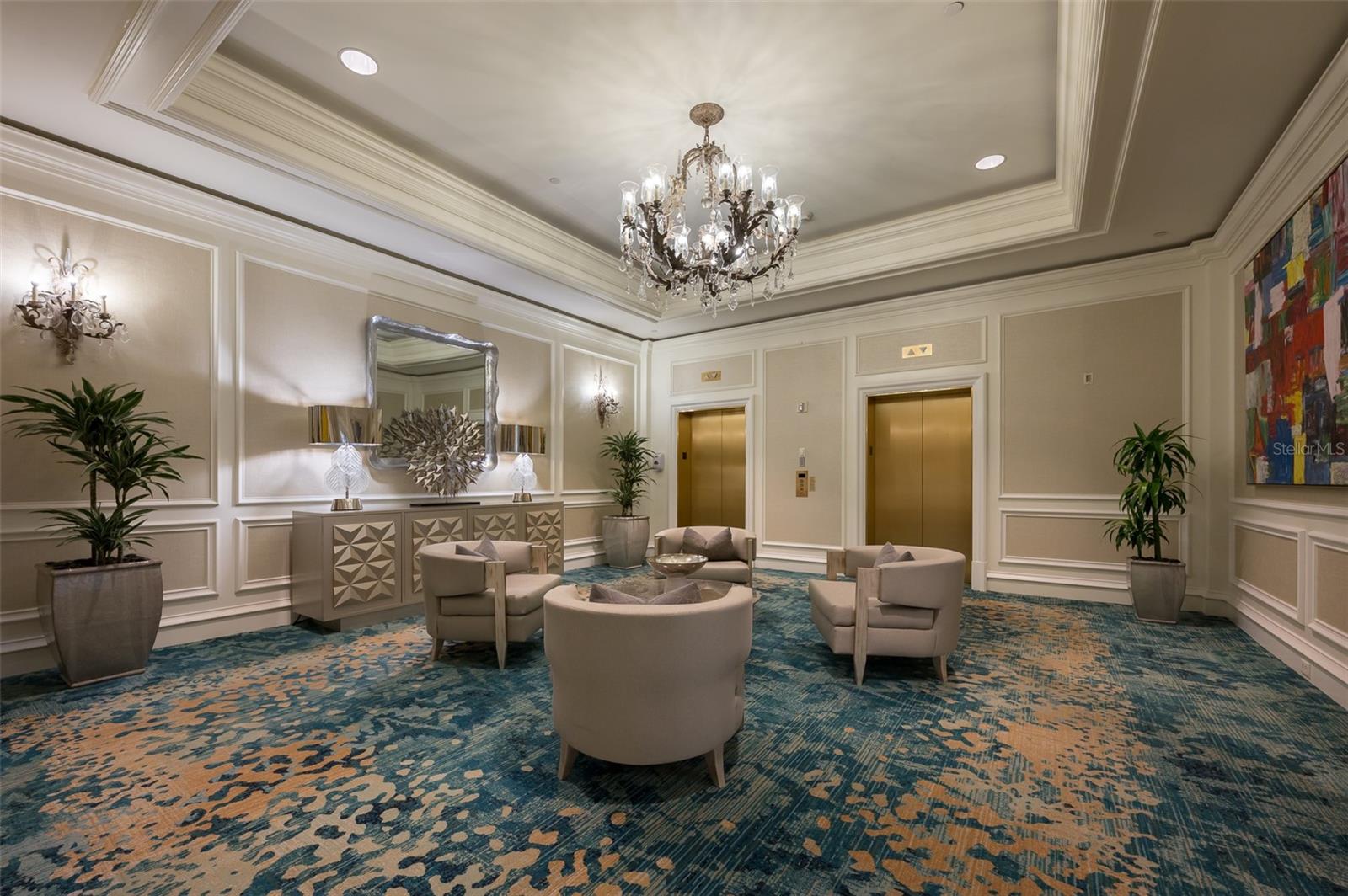 THE RESIDENCES - Residential