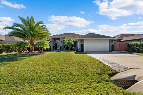 A home in PALM COAST