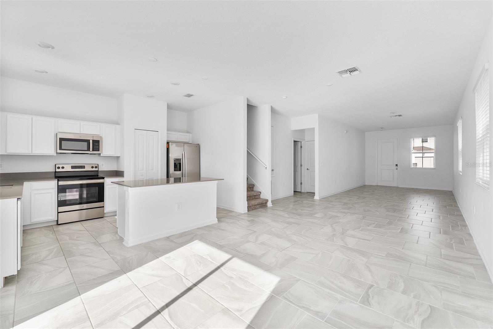 LAKE WILSON RESERVE - Residential Lease