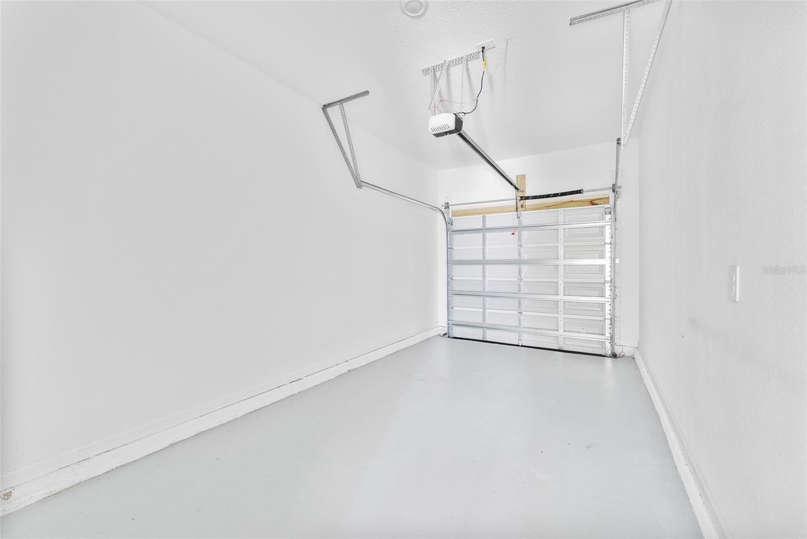 LAKE WILSON RESERVE - Residential Lease