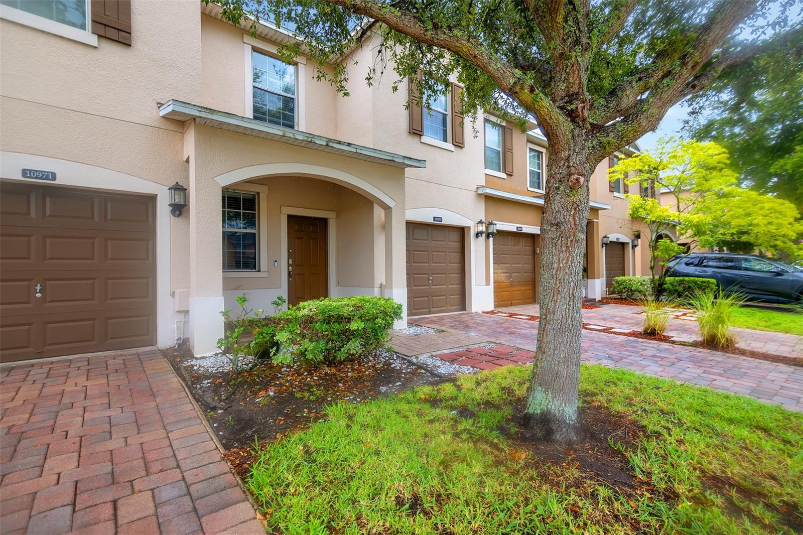 10975 SAVANNAH LANDING CIRCLE