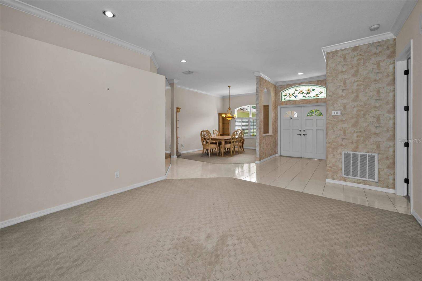 HUNTERS CROSSING - Residential