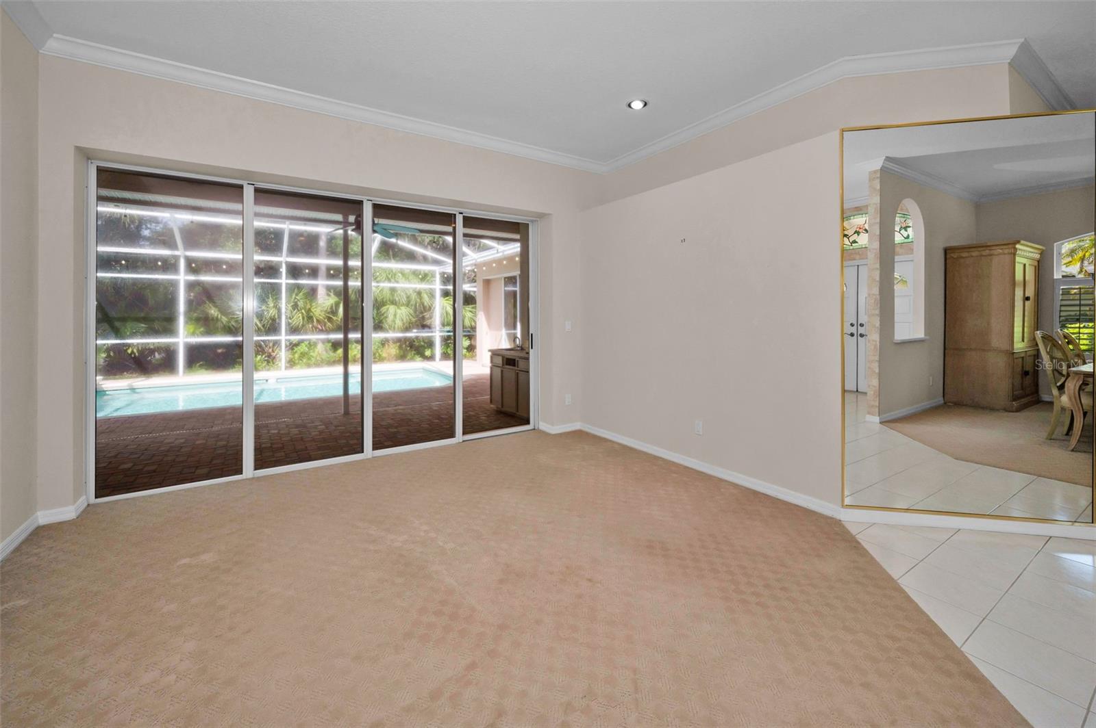 HUNTERS CROSSING - Residential