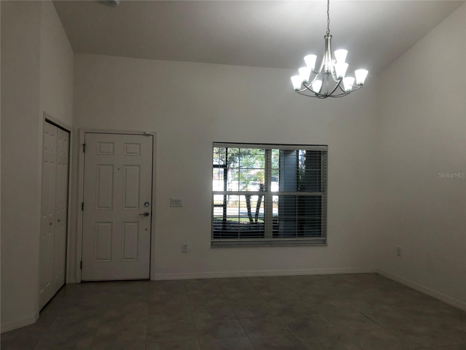 BELLALAGO PH 7L - Residential