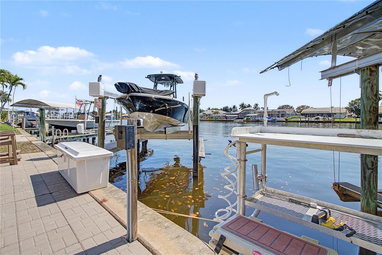 EVENINGSTAR CAY - Residential