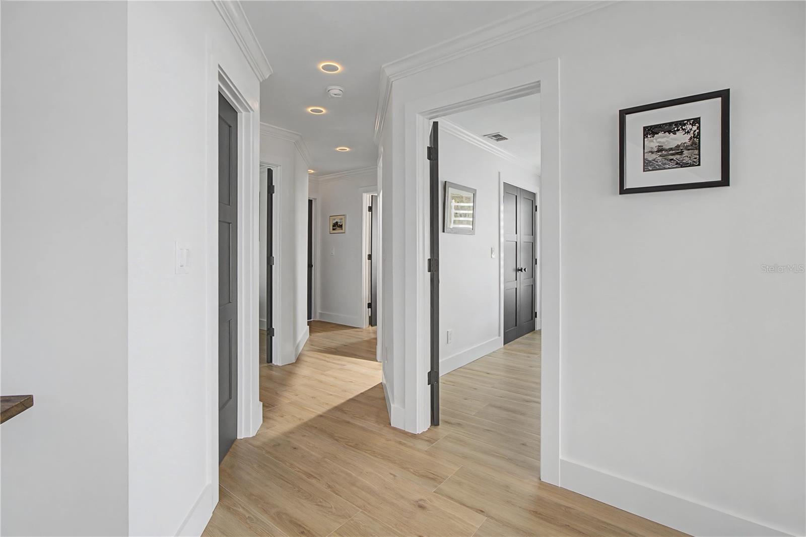 EVENINGSTAR CAY - Residential