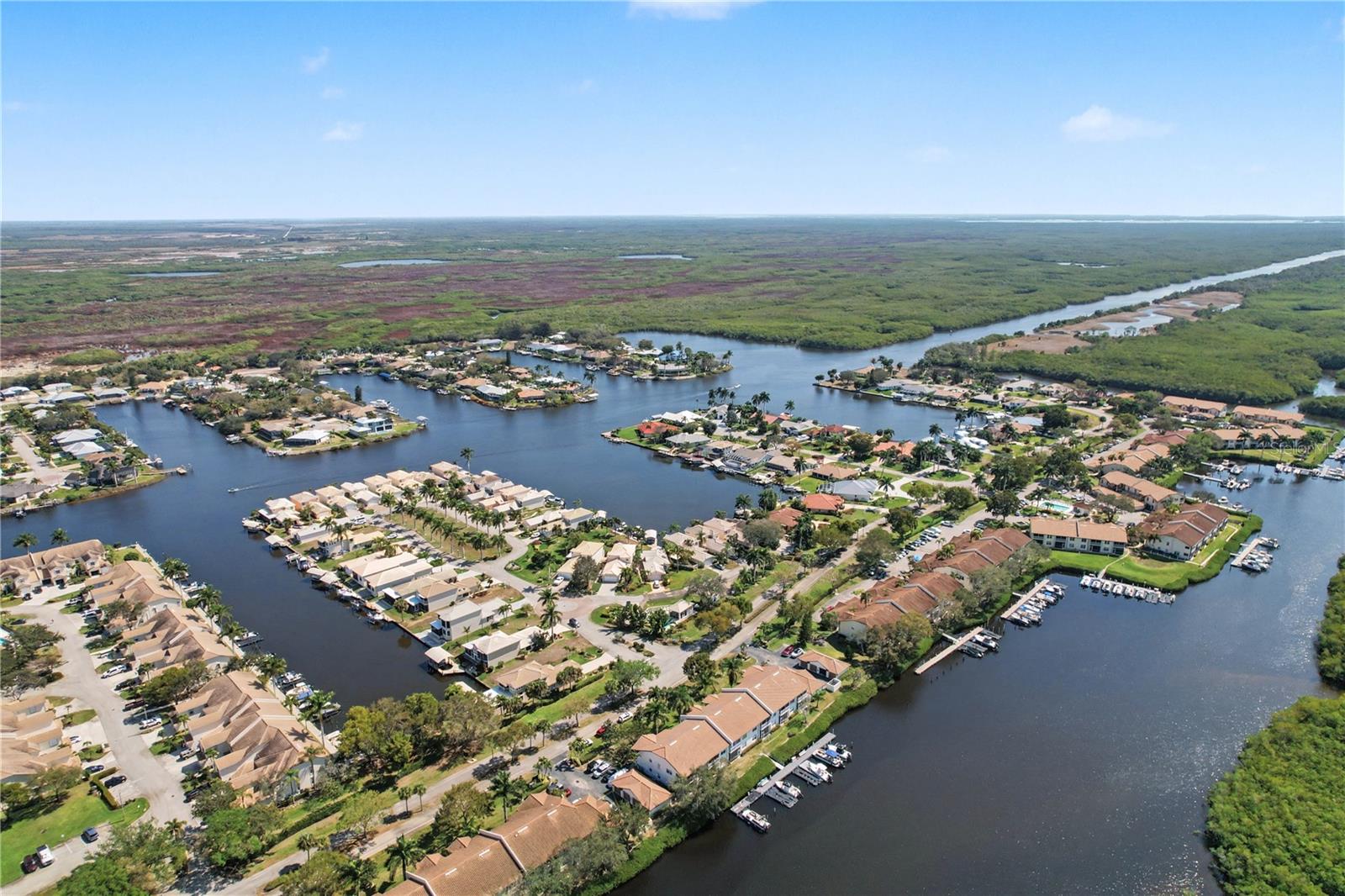 EVENINGSTAR CAY - Residential