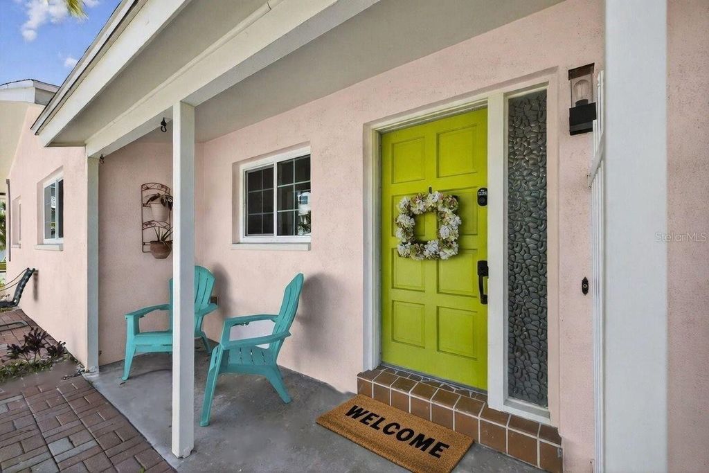 Photo of 16611 Gulf Boulevard, North Redington Beach, FL 33708 (MLS # TB8476837)