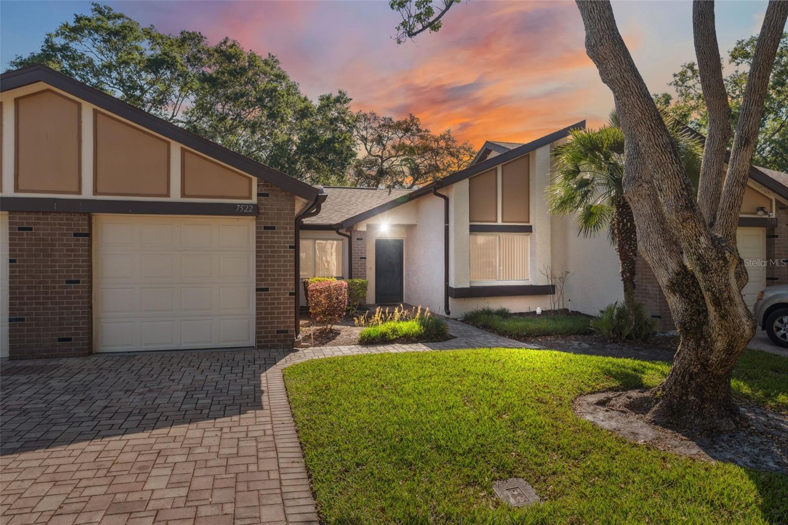 7522 HEATHER WALK DRIVE