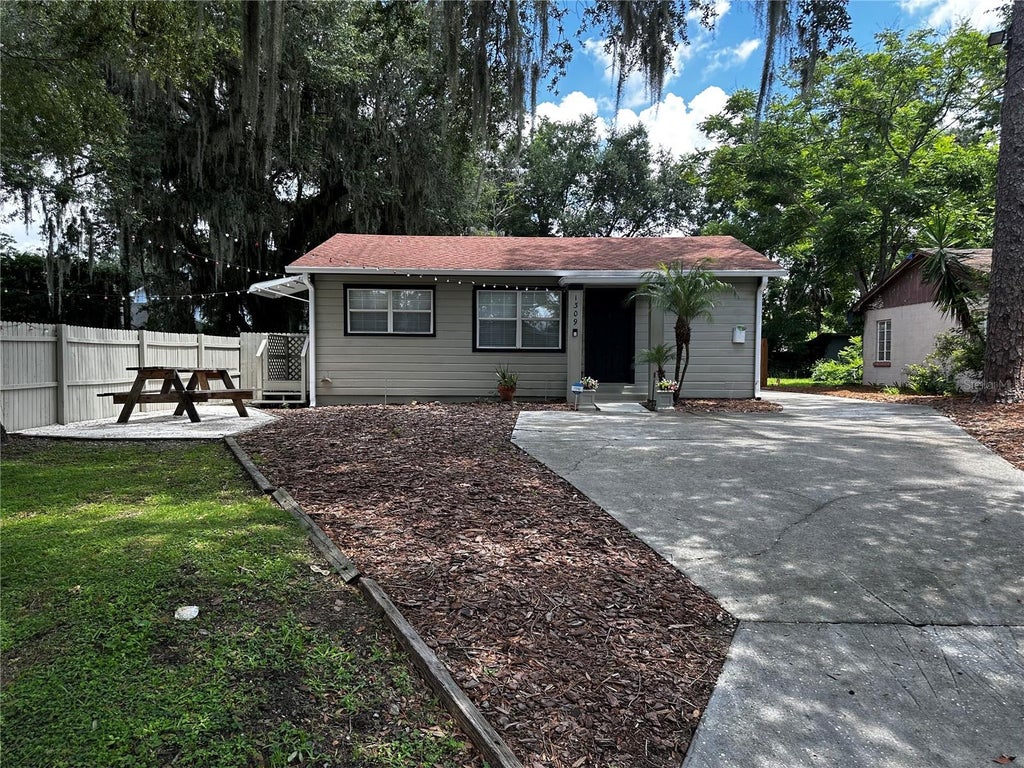 Photo of 1309 E Harding St #A, Orlando, FL 32806 (MLS # O6418966)