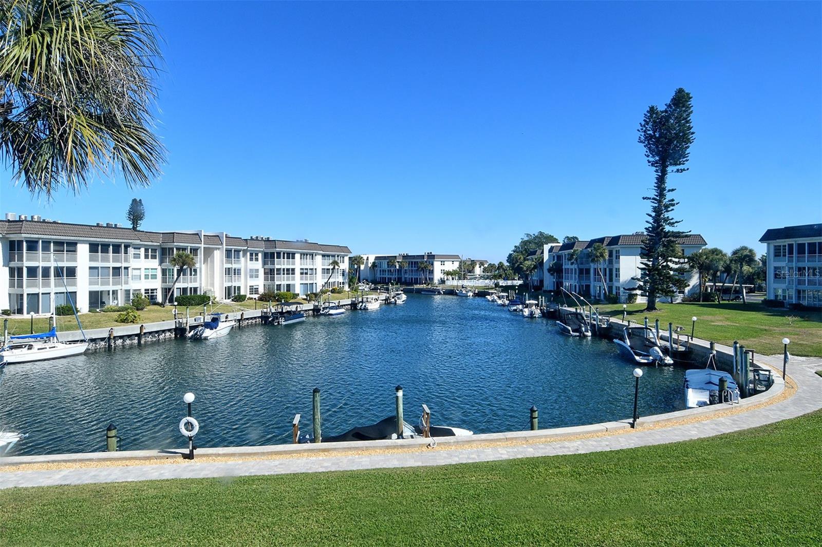 LONGBOAT HARBOUR - Residential