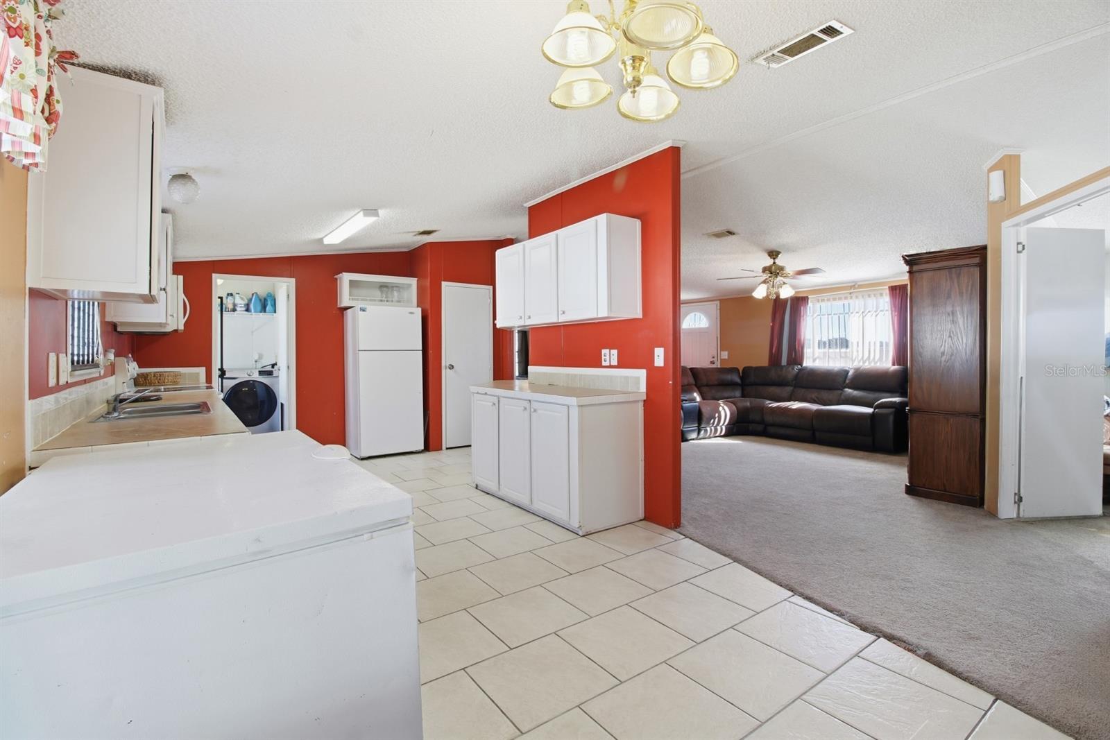 SERDJENIAN A K SUB - Residential