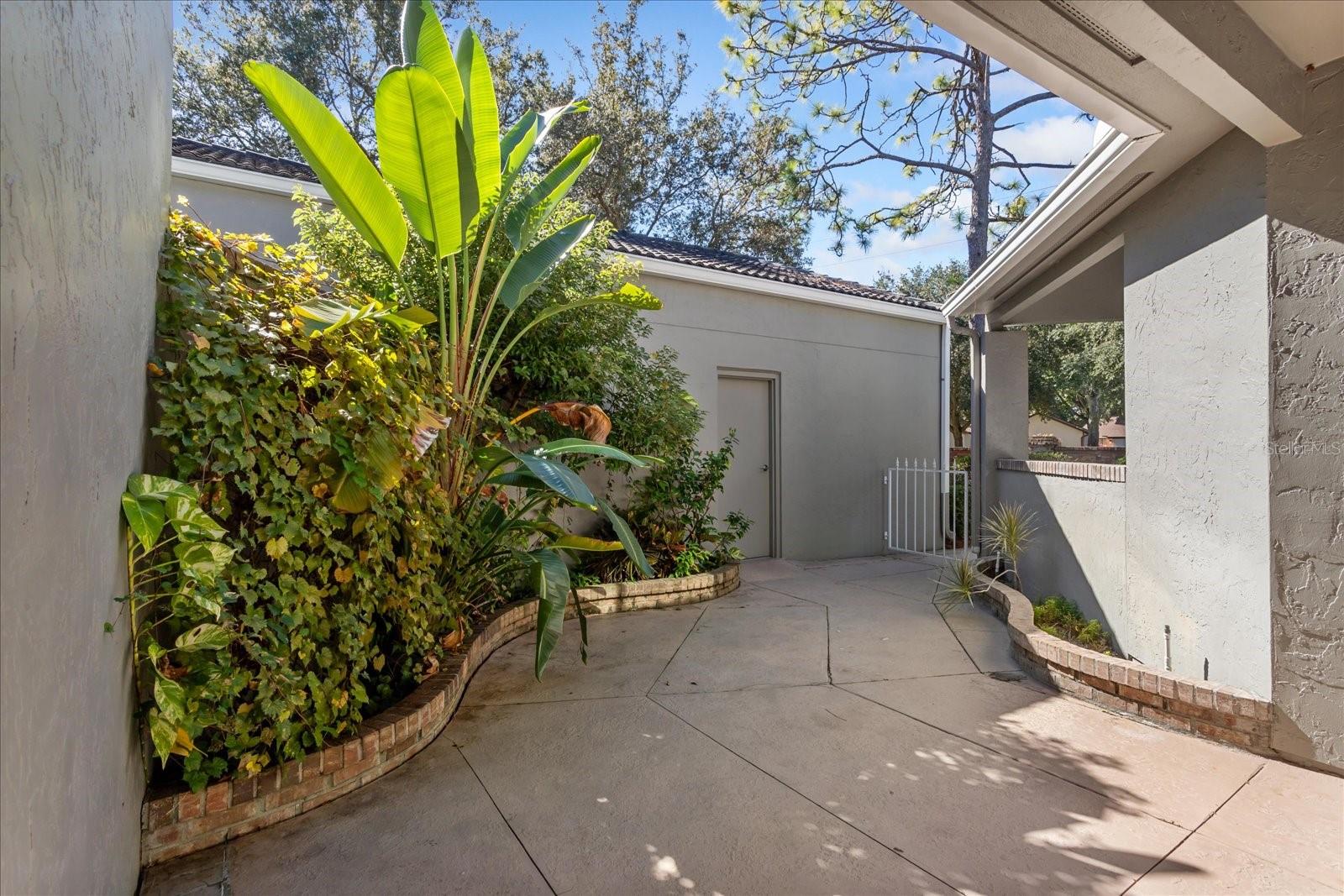 WEKIVA HUNT CLUB CONDO - Residential