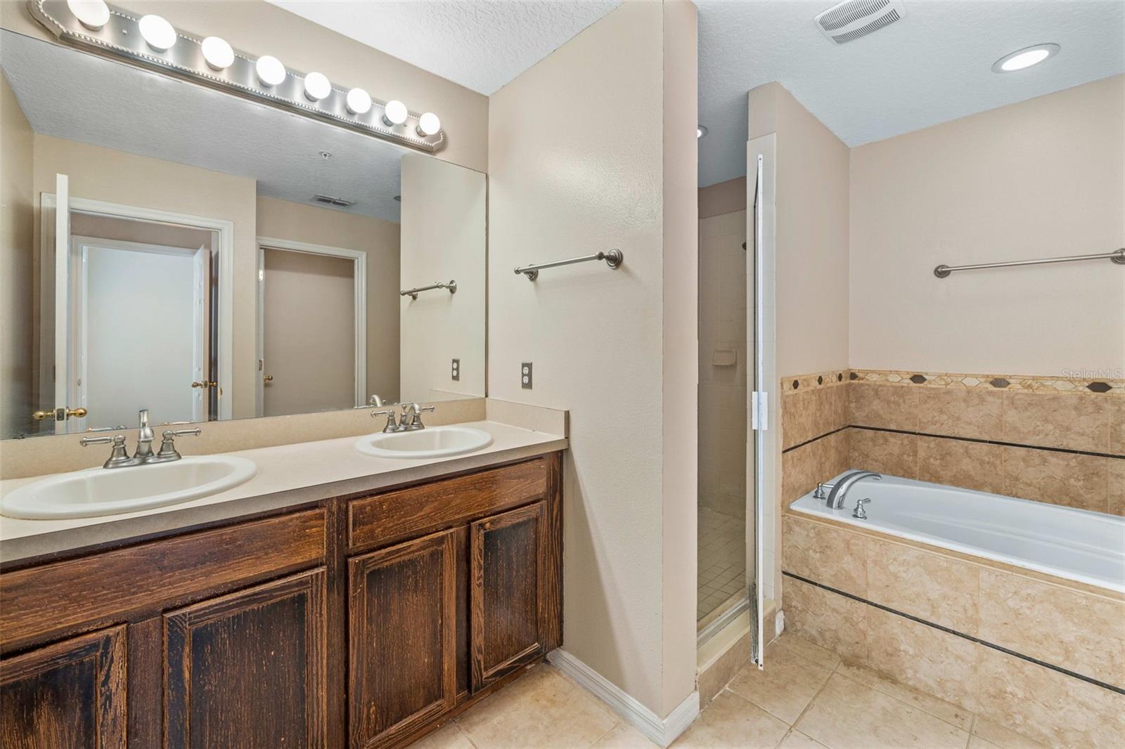 LAKE NONA PRESERVE - Residential