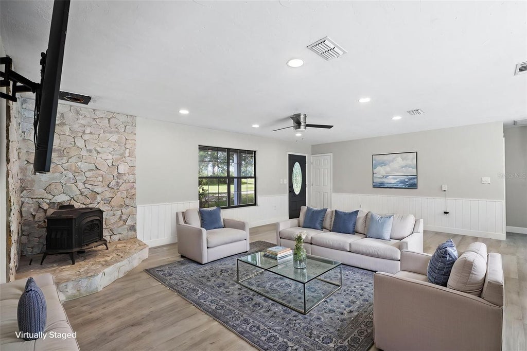 Photo of 1869 SW 32nd Place, Bell, FL 32619 (MLS # GC543689)