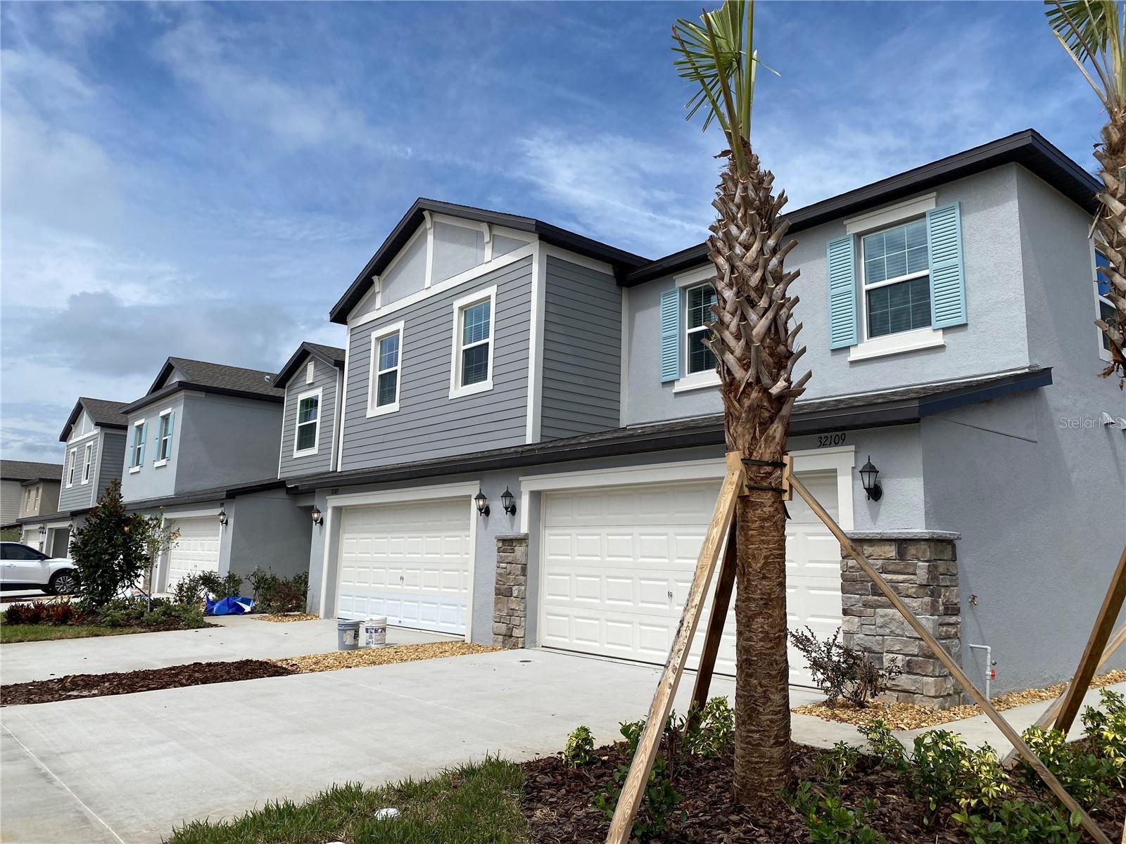 MIRADA PCLS 8A & 8B - Residential Lease