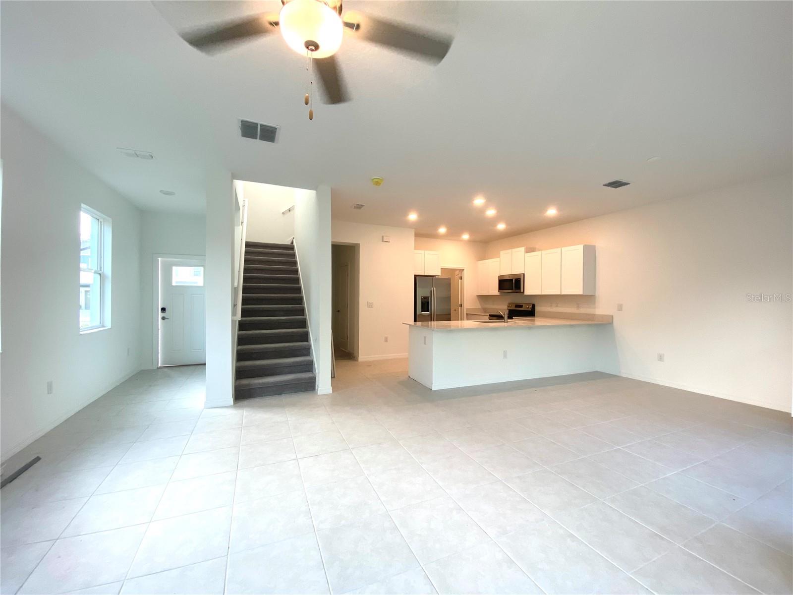 MIRADA PCLS 8A & 8B - Residential Lease