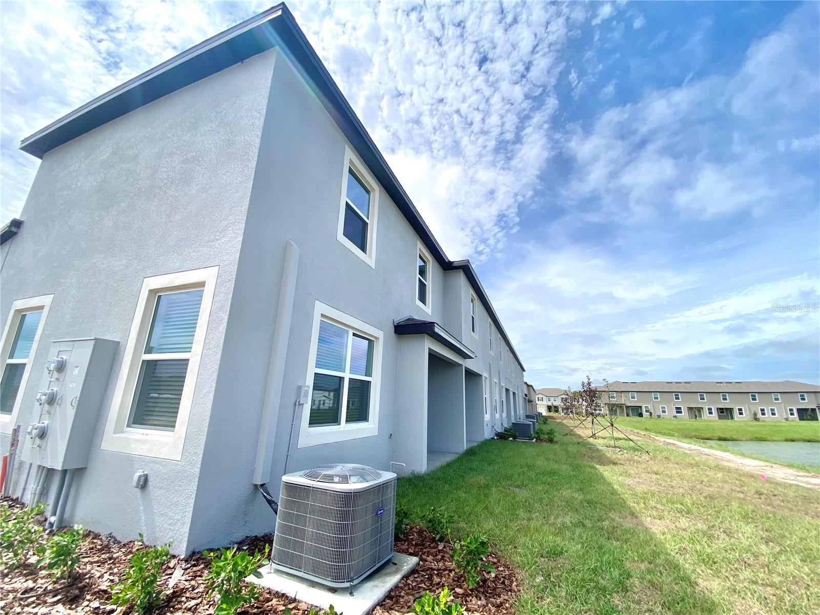 MIRADA PCLS 8A & 8B - Residential Lease