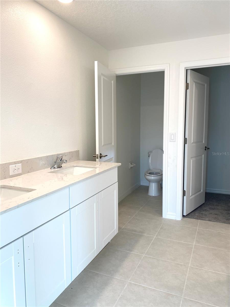 MIRADA PCLS 8A & 8B - Residential Lease