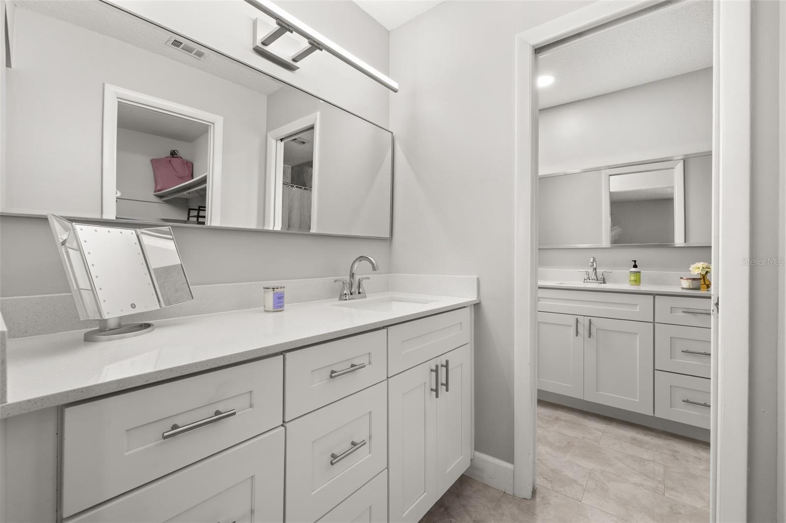 SABAL POINT AMD - Residential