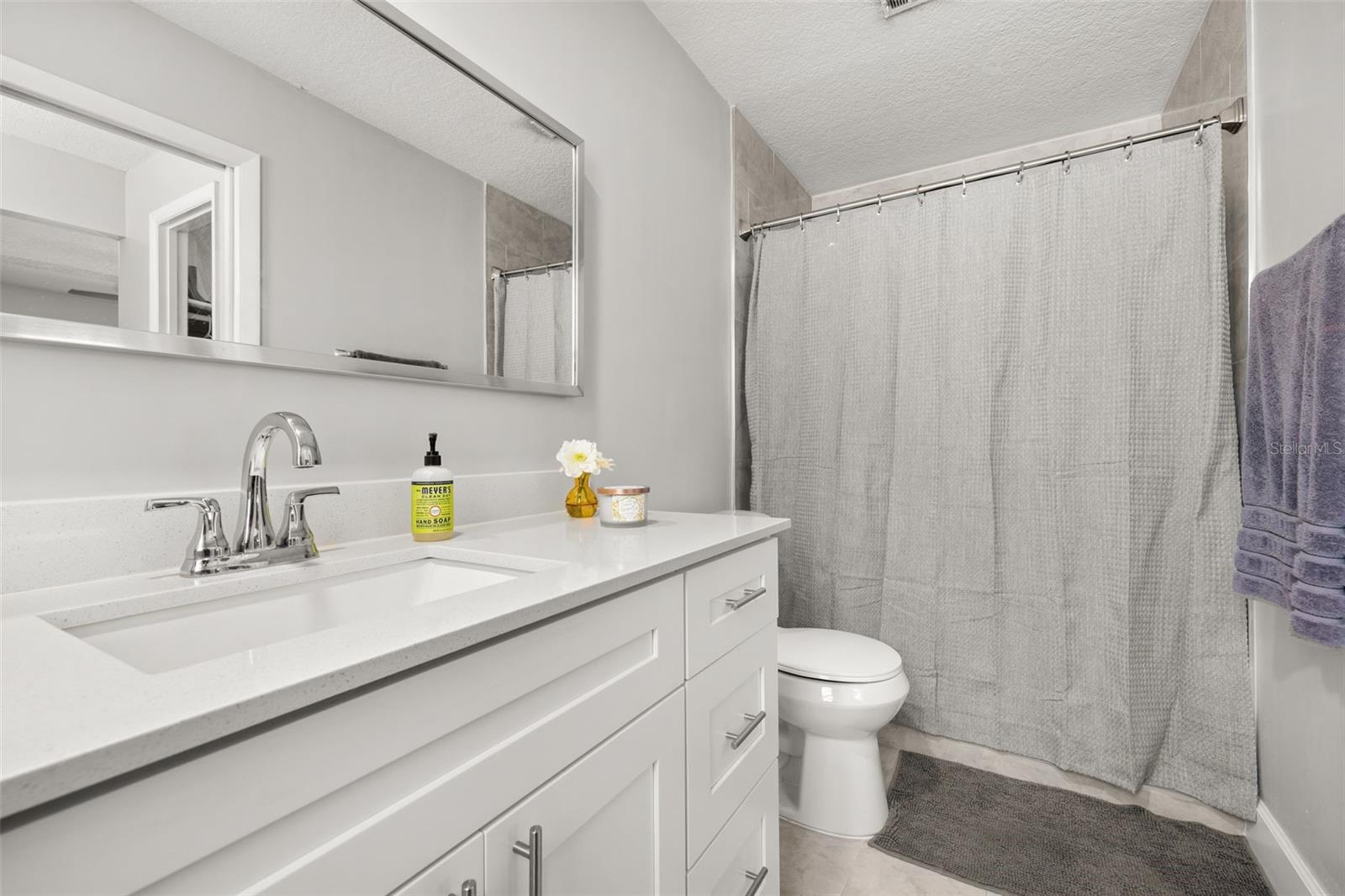 SABAL POINT AMD - Residential