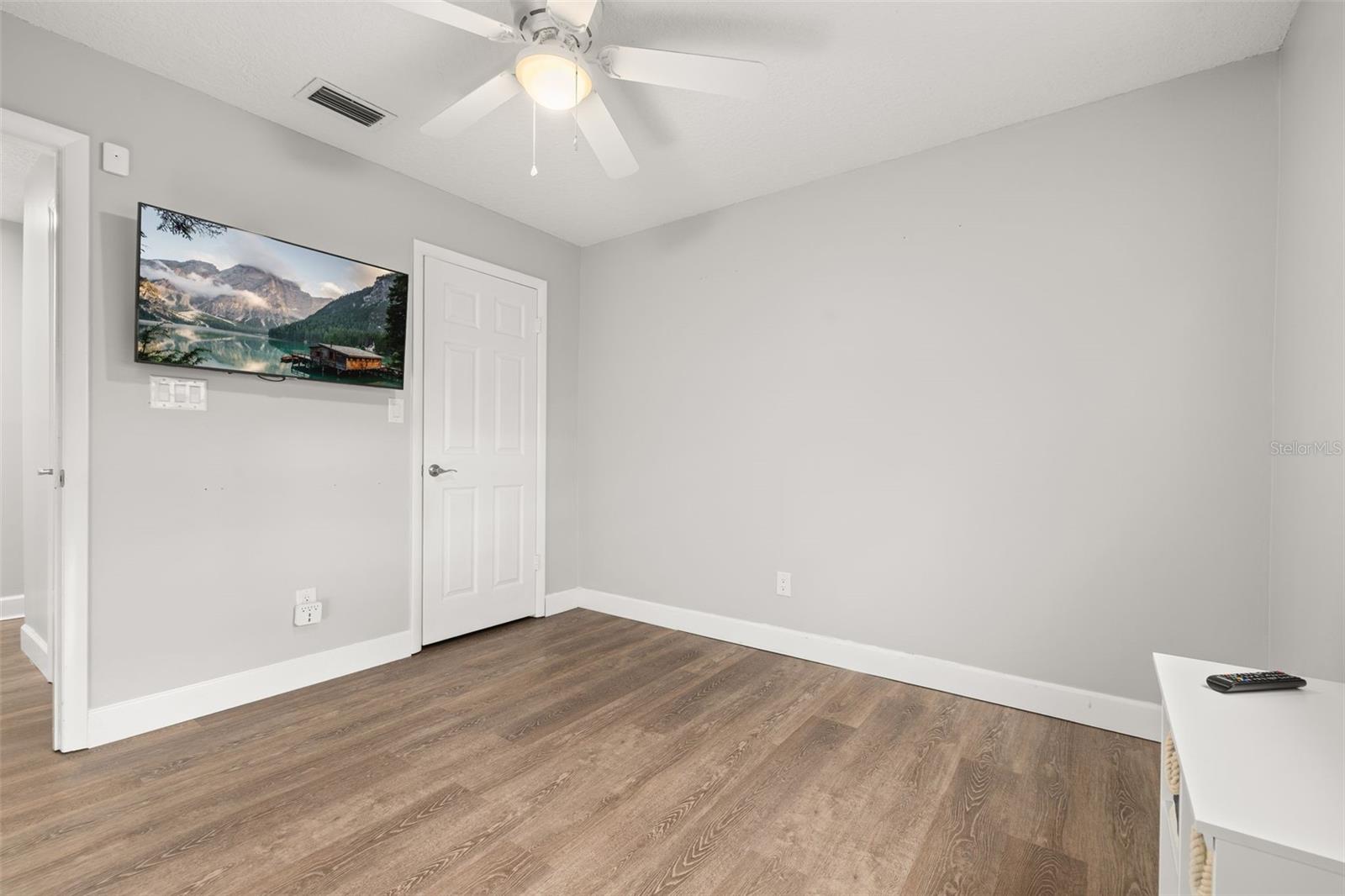 SABAL POINT AMD - Residential