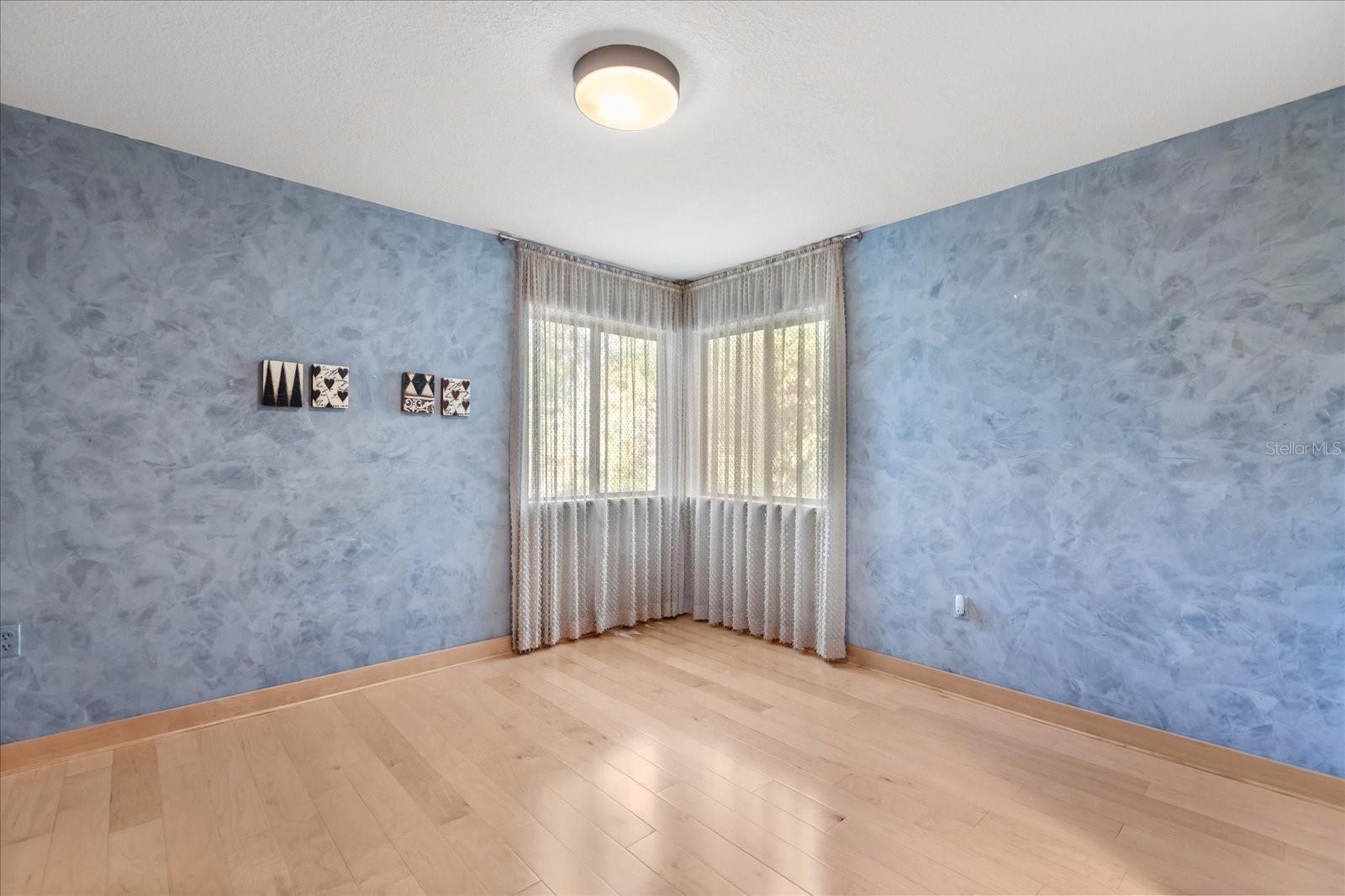 SHANNON DOWNS - Residential