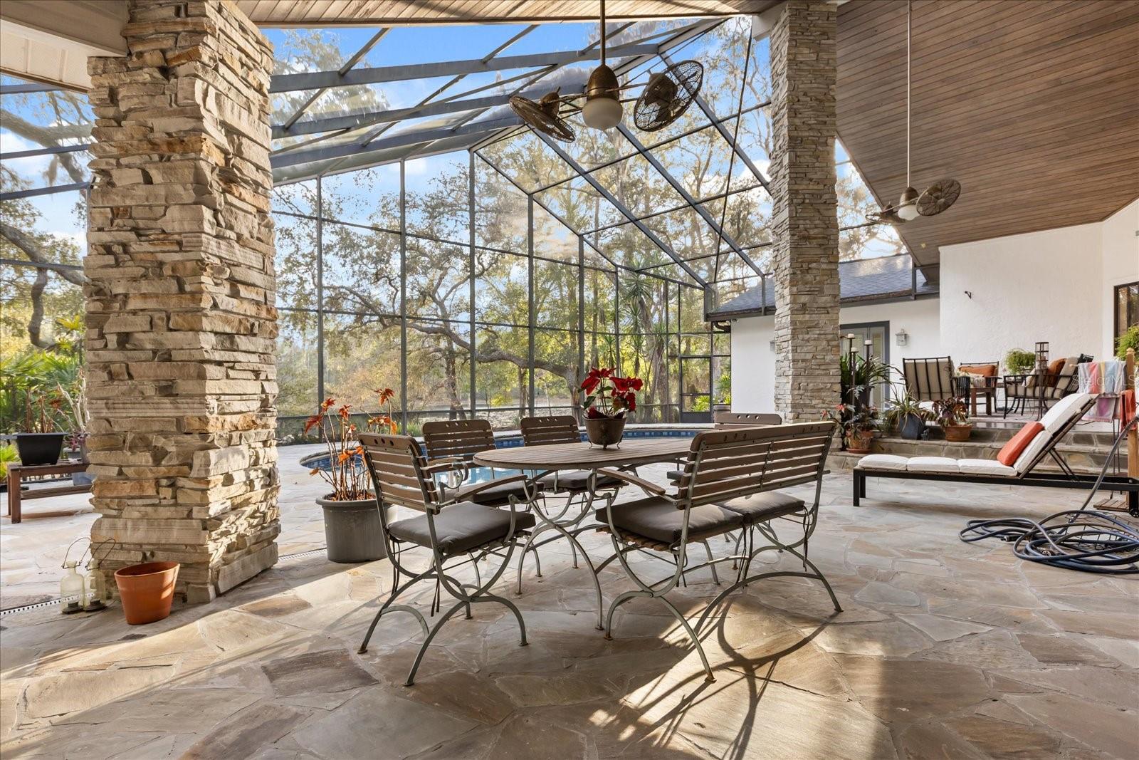 SHANNON DOWNS - Residential